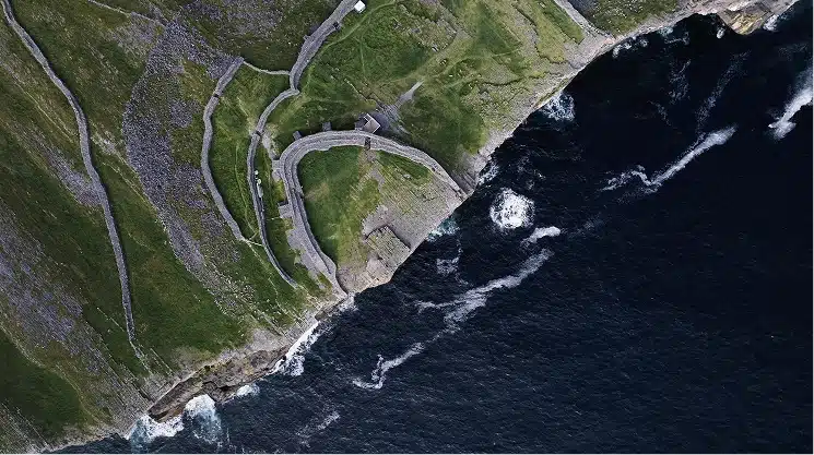 The Atlantic stretching to the horizon